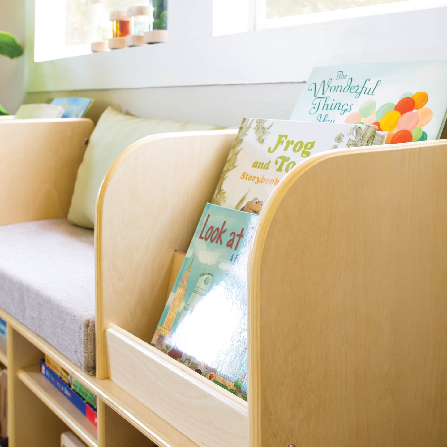 EdQ Reading Nook with Bins