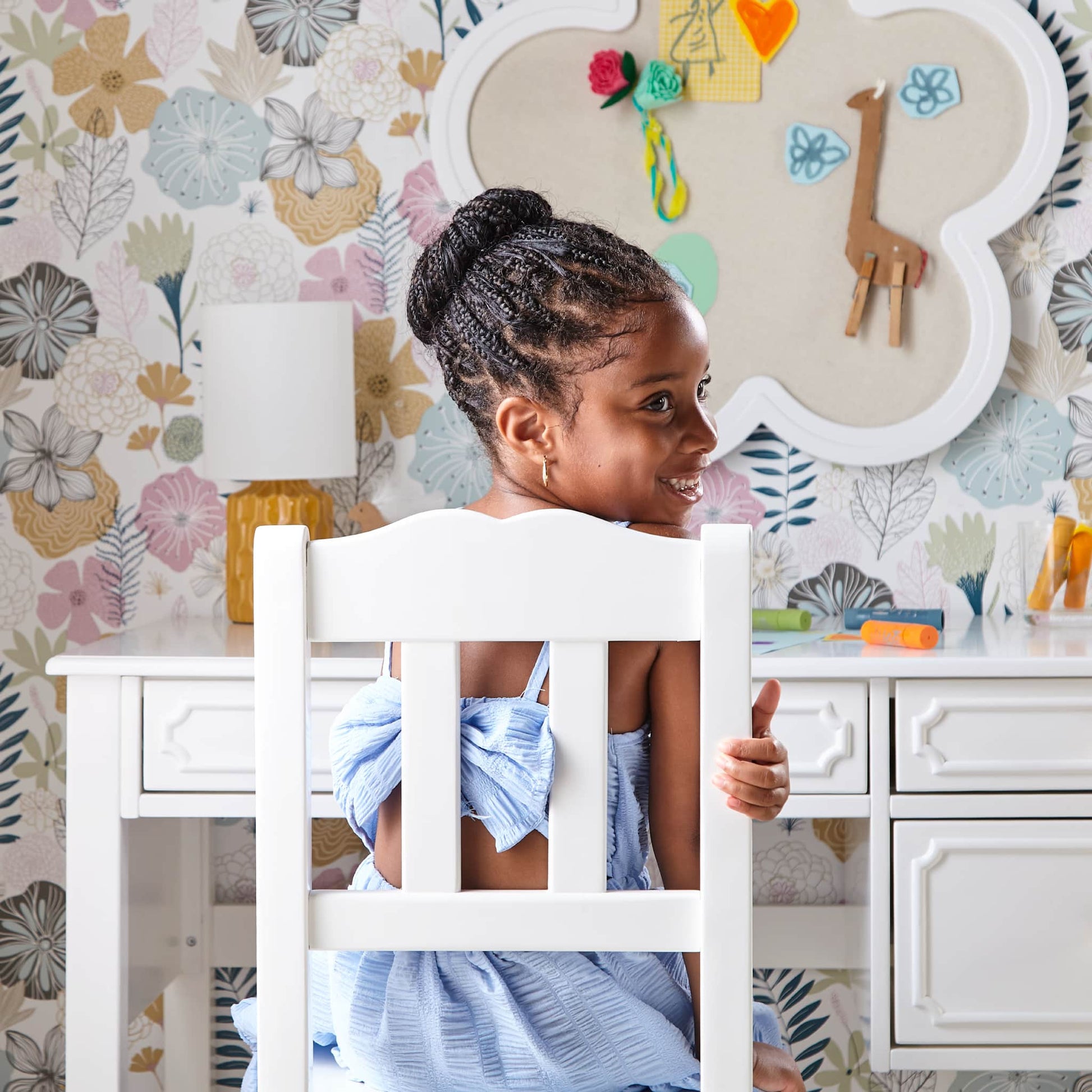 Kids' Avery Desk and Chair Set