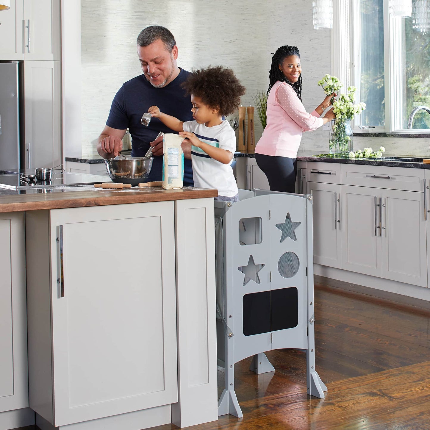 Classic Kitchen Helper® Toddler Tower