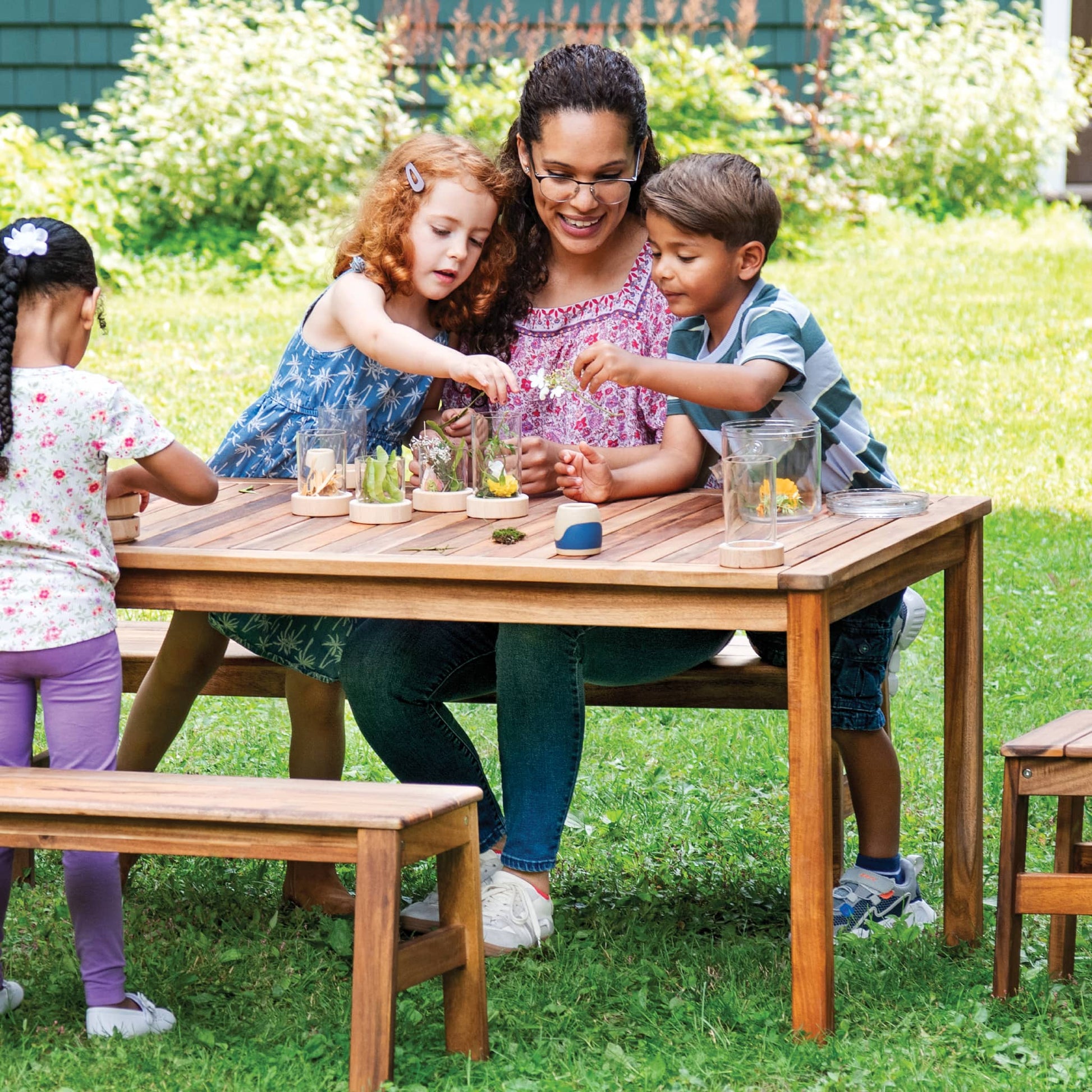 Acadia Outdoor Table